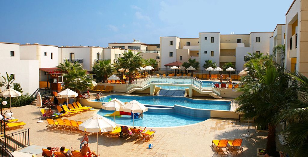 Gouves Park Holiday Resort 4*