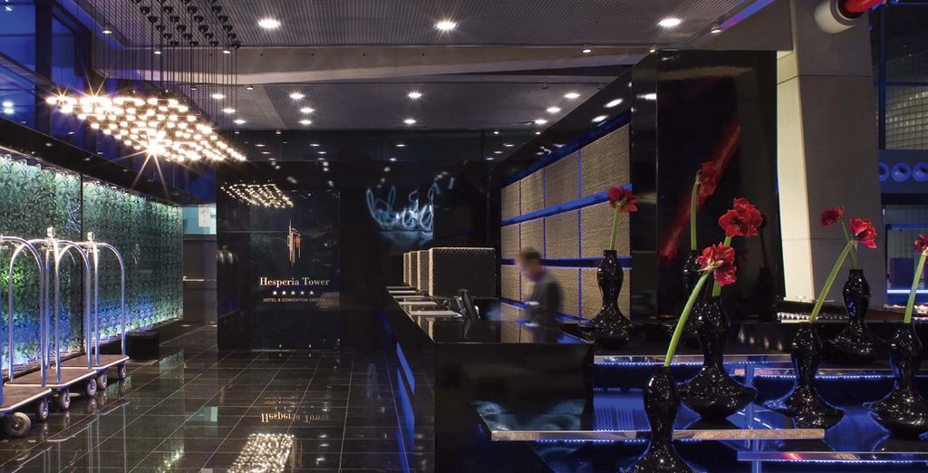 Hotel Hesperia Tower 5*