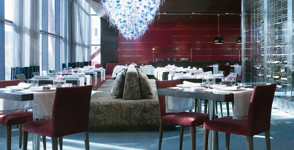 Hotel Hesperia Tower 5*