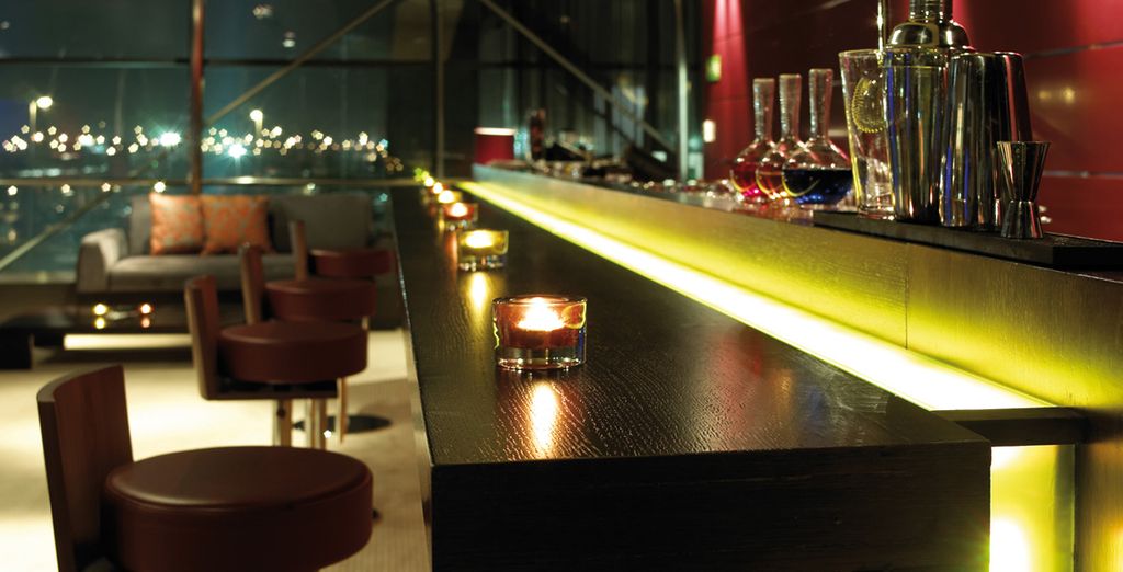 Hotel Hesperia Tower 5*