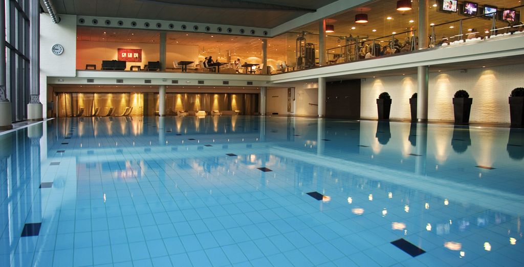 Hotel Hesperia Tower 5*