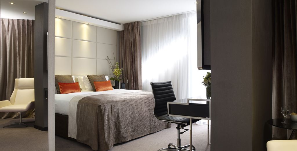 M by Montcalm