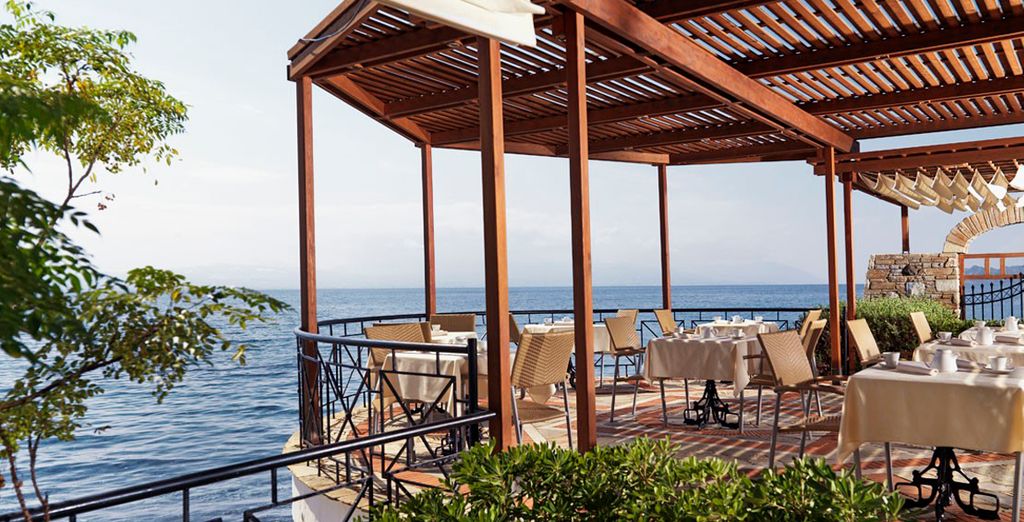 Poseidon Resort 5*