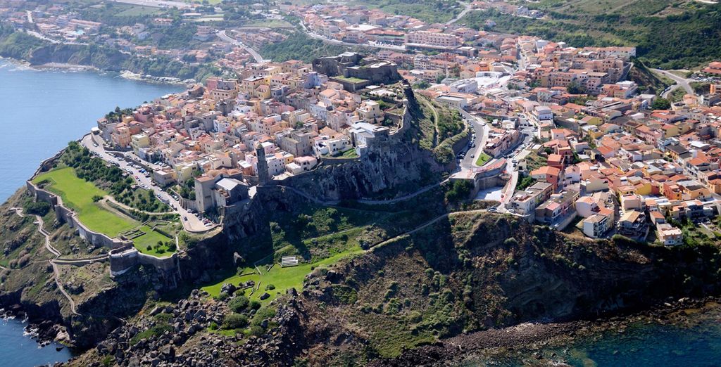 Castelsardo Resort Village 4* con Grimaldi Lines