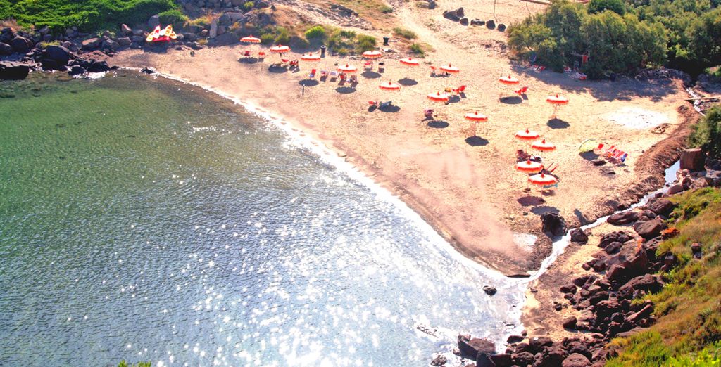 Castelsardo Resort Village 4* con Grimaldi Lines