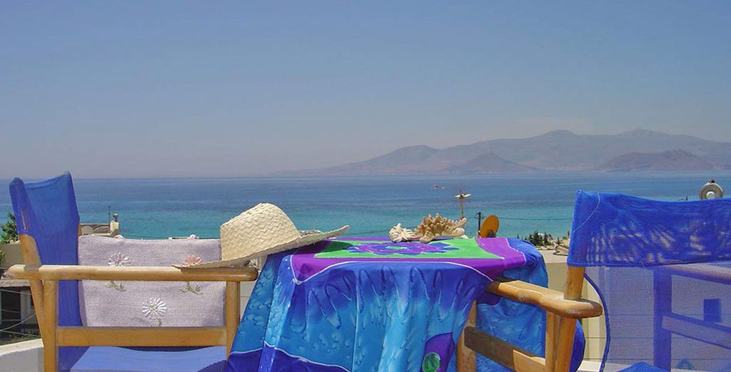 Golden Coast ApartHotel