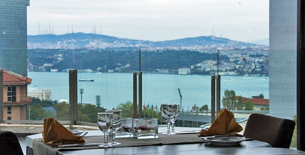Point Hotel Taksim 5*
