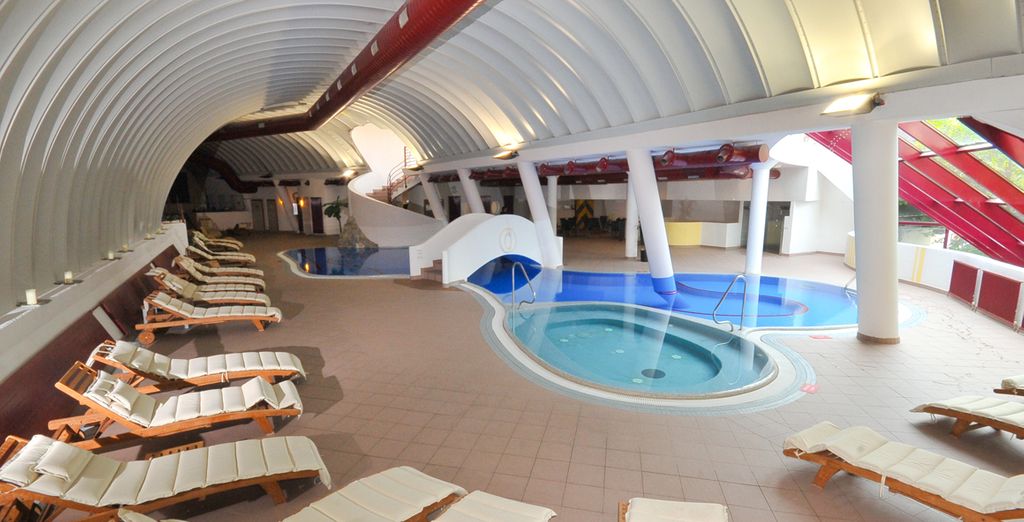 MIRA Hotel Schloss Rosenegg 4*