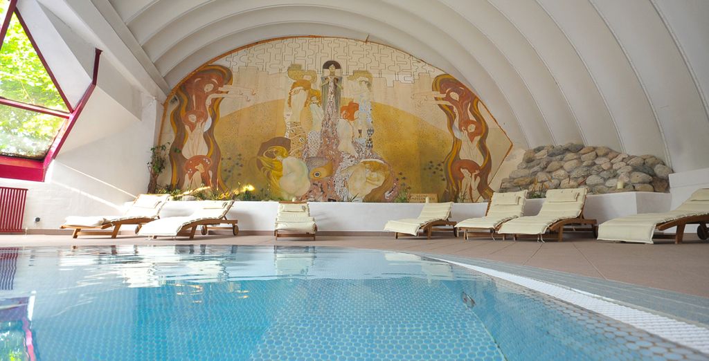 MIRA Hotel Schloss Rosenegg 4*