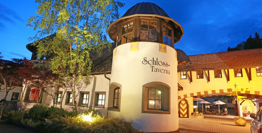 MIRA Hotel Schloss Rosenegg 4*