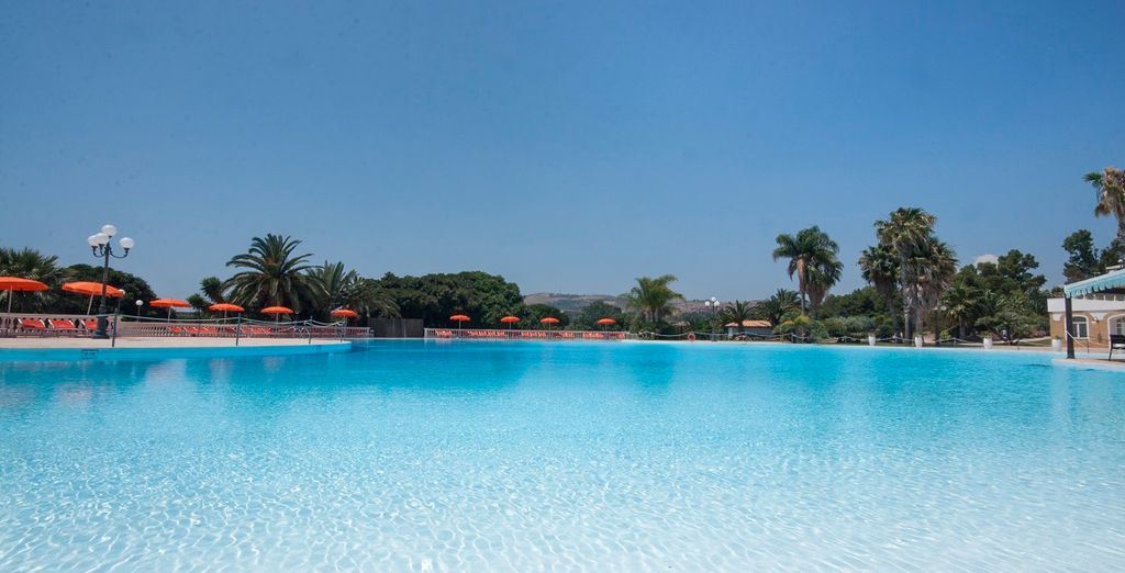 Blu Hotel Kaos 4*