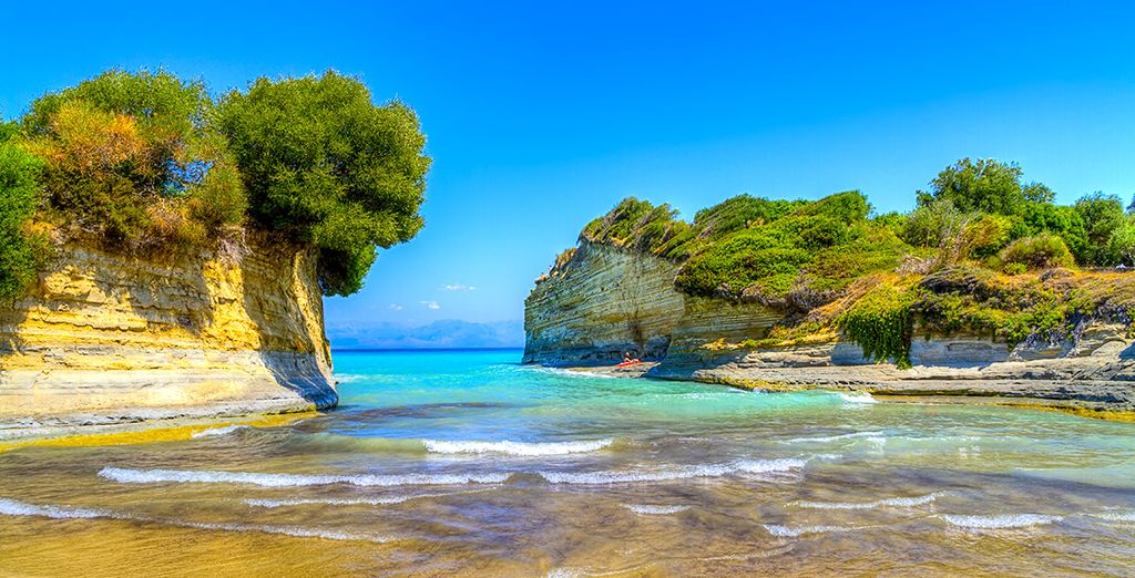 Almyros Beach Hotel 4*