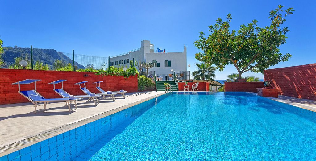Hotel Punta Imperatore 4*