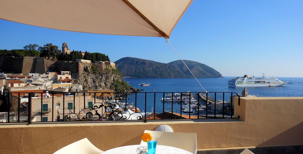 Hotel Villa Meligunis 4*
