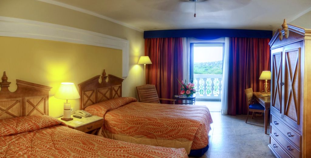 Iberostar Rose Hall Beach 5*