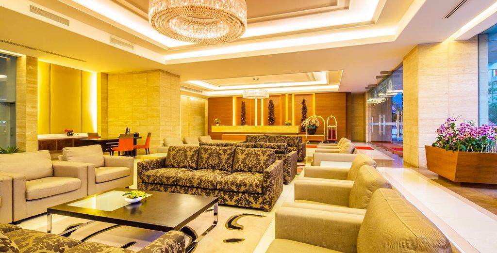 Beyond Kata Resort 4* + Column Hotel Bangkok 4*