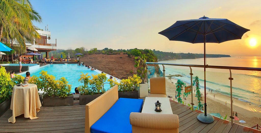 Combinato le perle di Bali: Candidasa, Pelaga, Lovina e soggiorno mare a Uluwatu