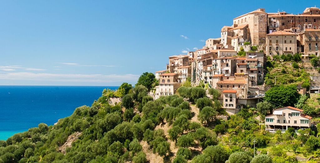 Medea Beach Resort 4*