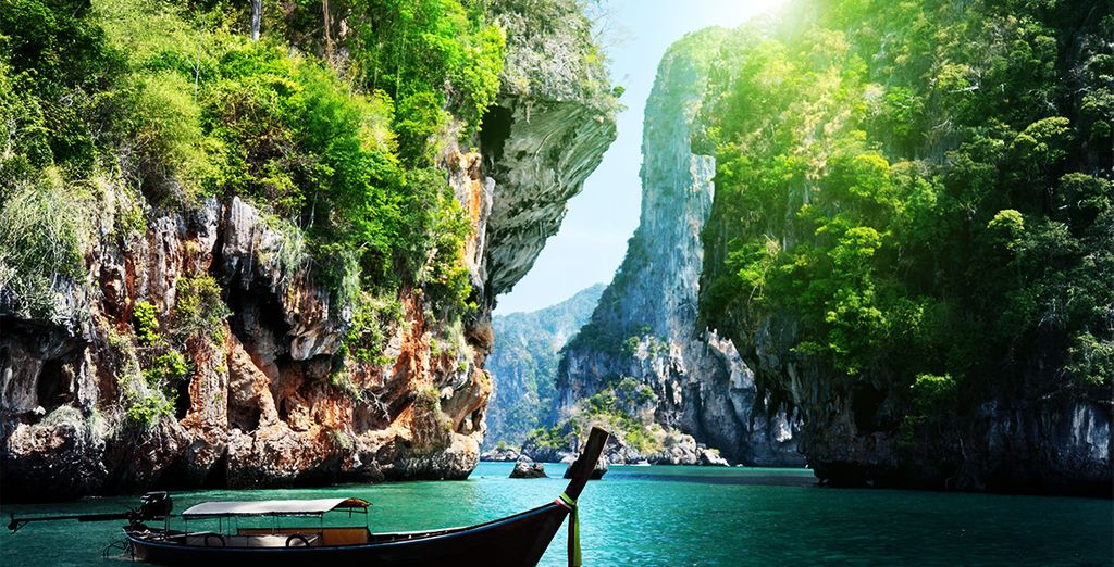 Centre Point Hotel Silom Bangkok 4* & Red Ginger Chic Resort 4*