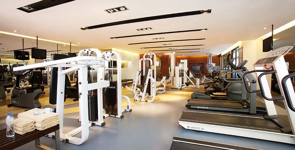 Centre Point Hotel Silom Bangkok 4* & Red Ginger Chic Resort 4*