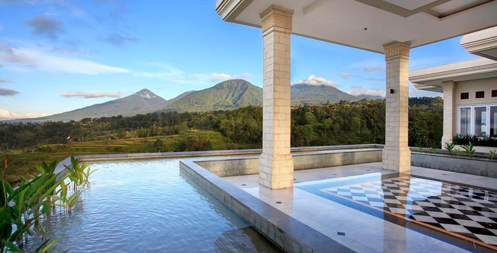 SereS Springs Resort & Spa 5* + Royal Tulip Saranam Resort & Spa 5* + Le Meridien Bali Jimbaran 5*