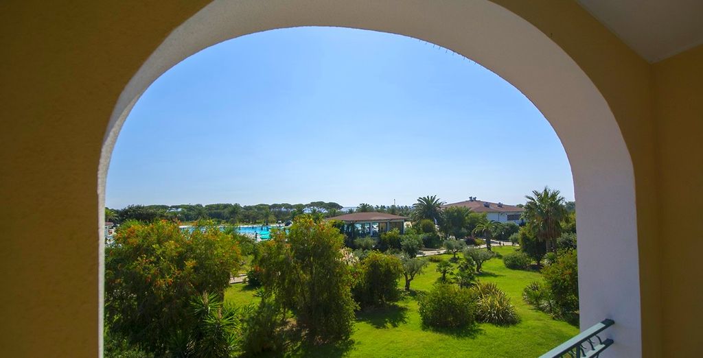 Club Hotel Marina Beach 4*