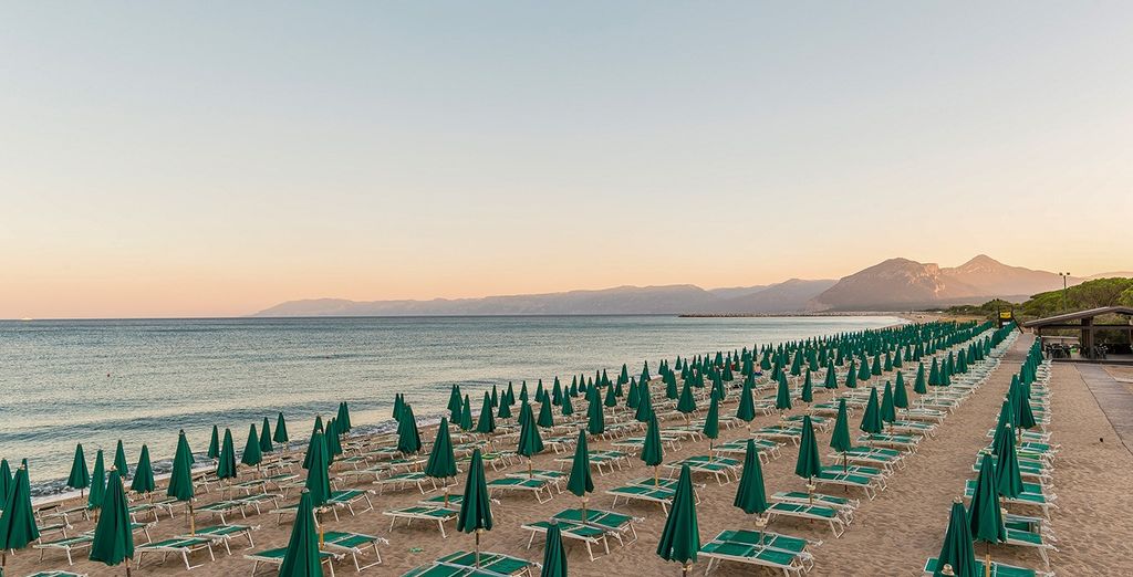 Club Hotel Marina Beach 4*