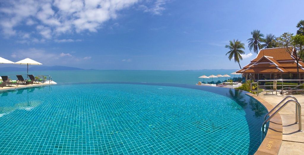 Samui Buri Beach Resort 4* + Devasom Khao Lak Beach Resort & Villas 5*