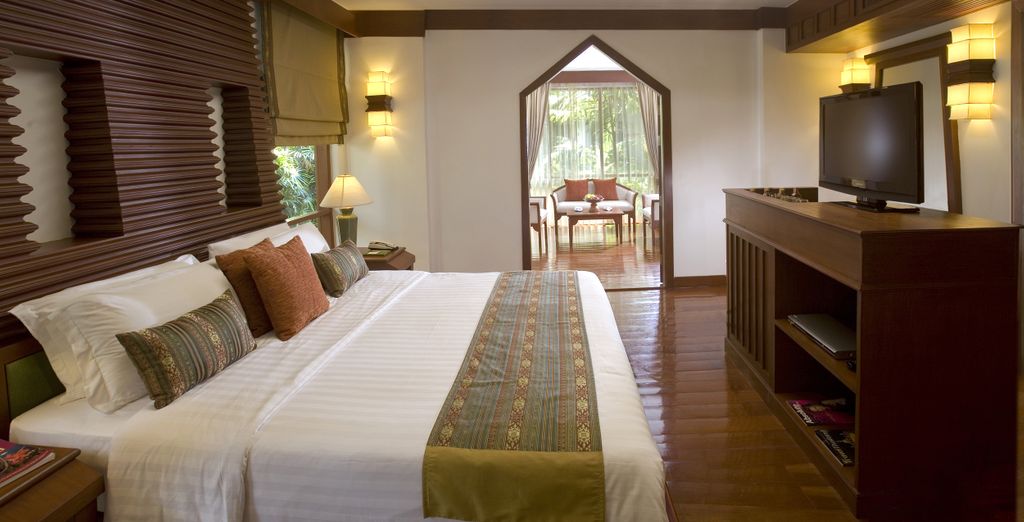 Samui Buri Beach Resort 4* + Devasom Khao Lak Beach Resort & Villas 5*