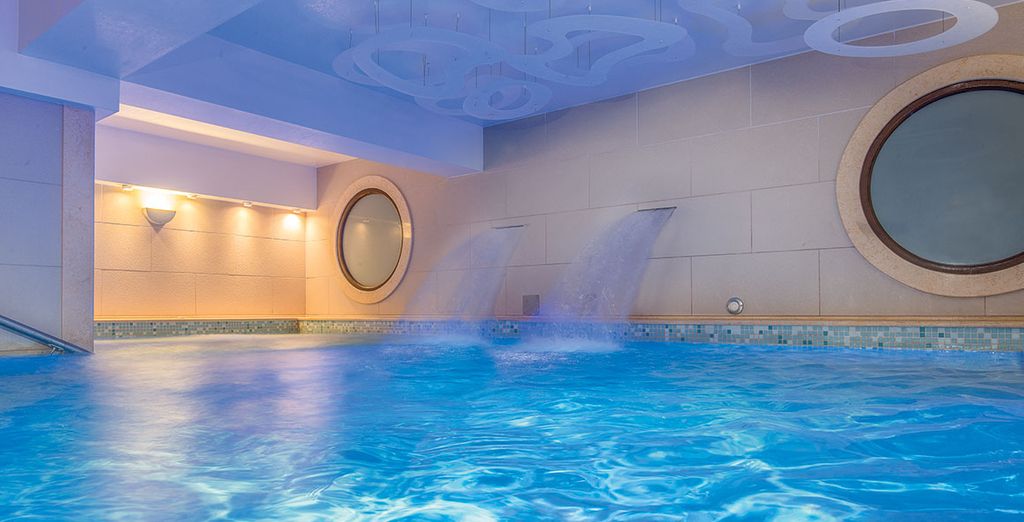 Cosmopolitan Hotel & Spa 4*