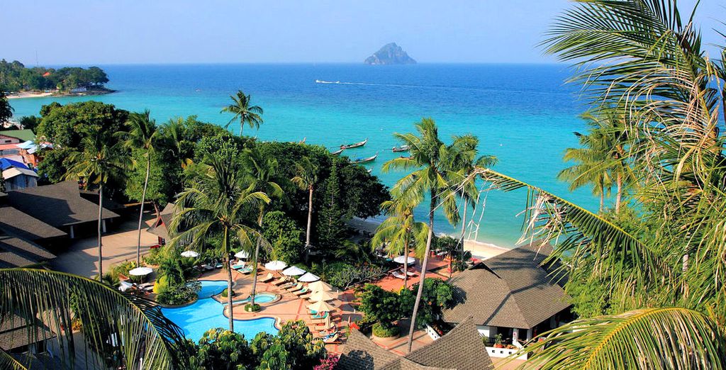 Mai House Patong Hill 5* + Holiday Inn Resort Phi Phi 4* + Pakasai Resort 4*