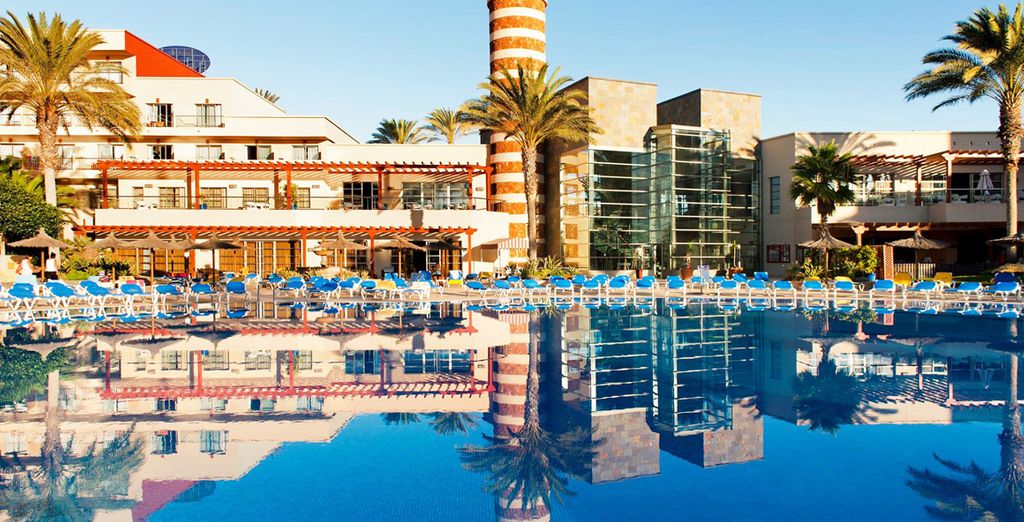 Elba Carlota Beach & Convention Resort 4*