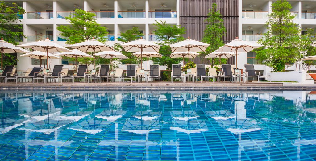 Nuovo City Hotel 4* Bangkok + Hintok River Camp Kanchanaburi + X2 Vibe Phuket Patong 4* 