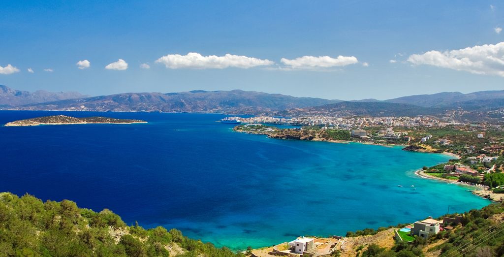 The Royal Blue Resort 5*