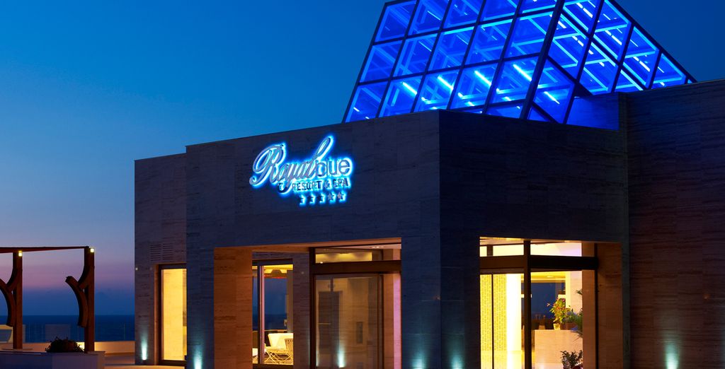 The Royal Blue Resort 5*