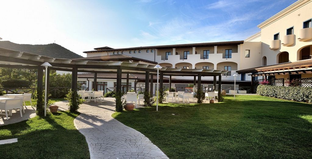 Hotel Club Cala della Torre 4*