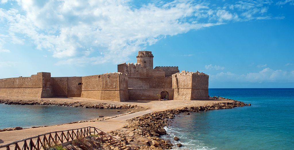 Altafiumara Resort & Spa 5*