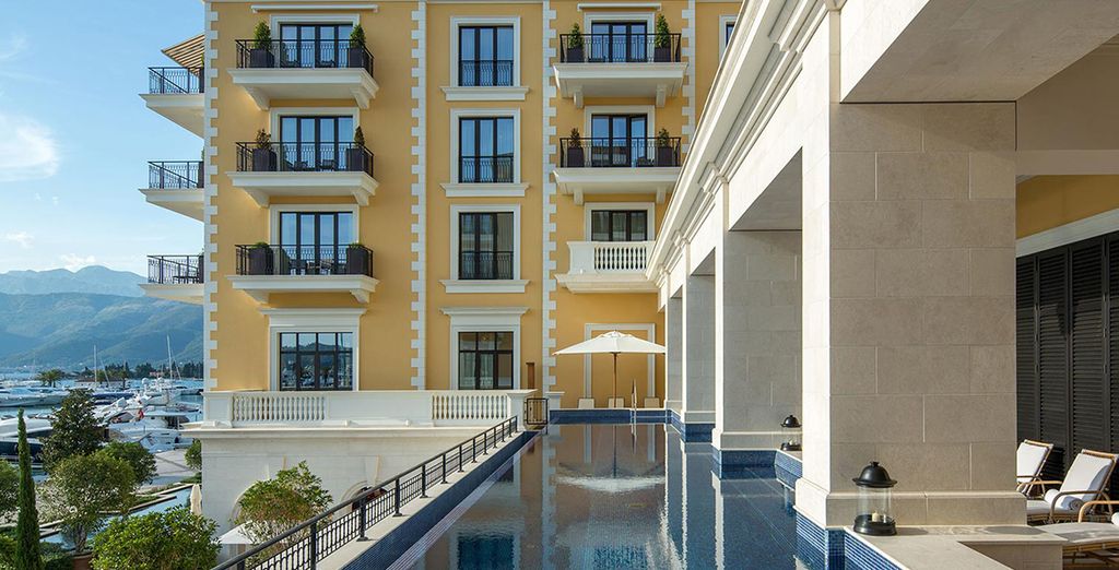 Regent Porto Montenegro 5*