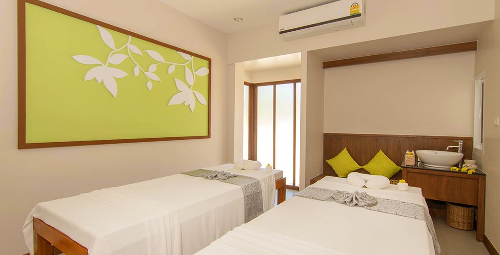 GLOW Aonang Krabi 4* + Leaf Oceanside Khao Lak 4*