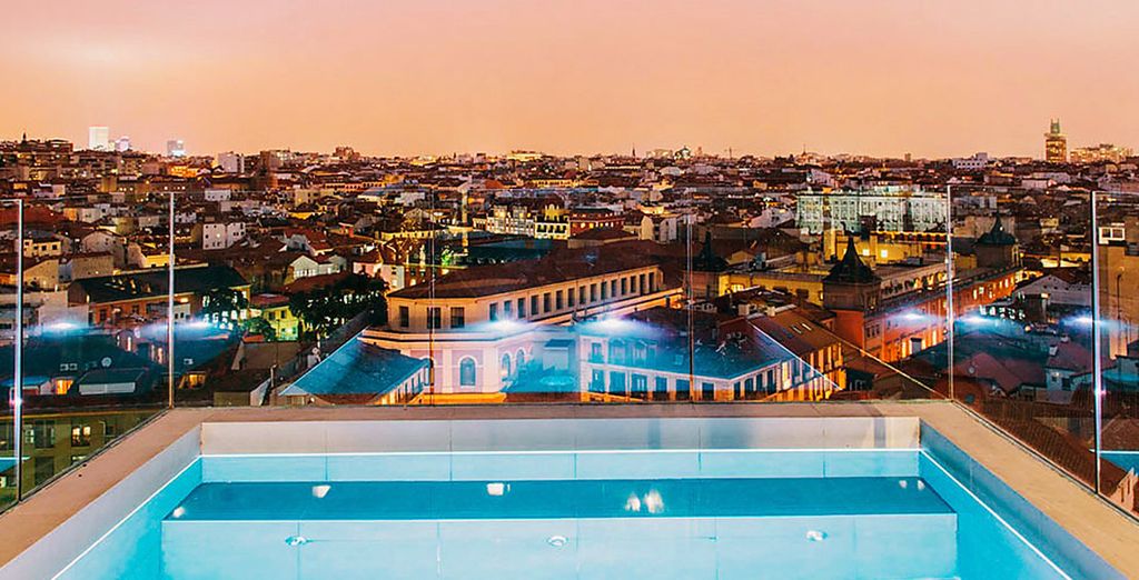 Radisson Blu Hotel Madrid Prado 4*