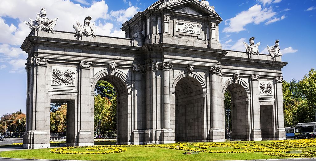 Radisson Blu Hotel Madrid Prado 4*