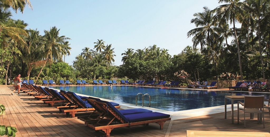 Vilamendhoo Island Resort & spa 4*