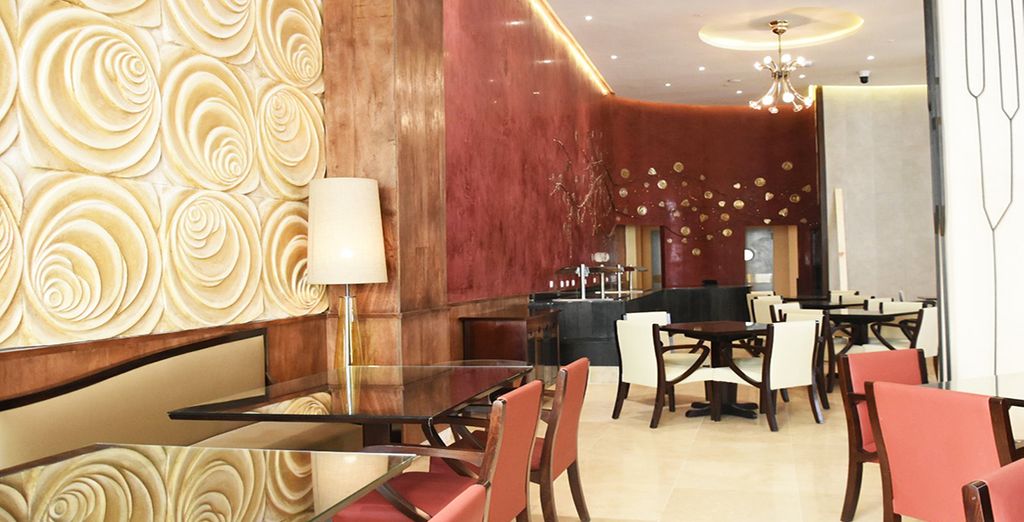Palacio Cueto 5* + Melia Internacional Varadero 5*