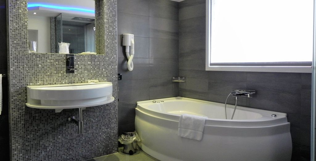 Ibis Styles Palermo Cristal 4*