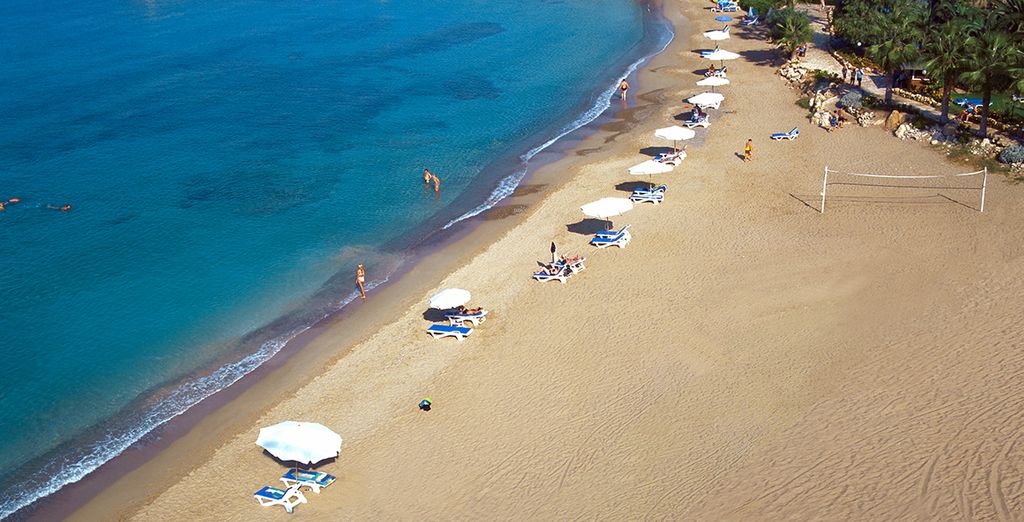 Coral Beach Hotel and Resort 5*