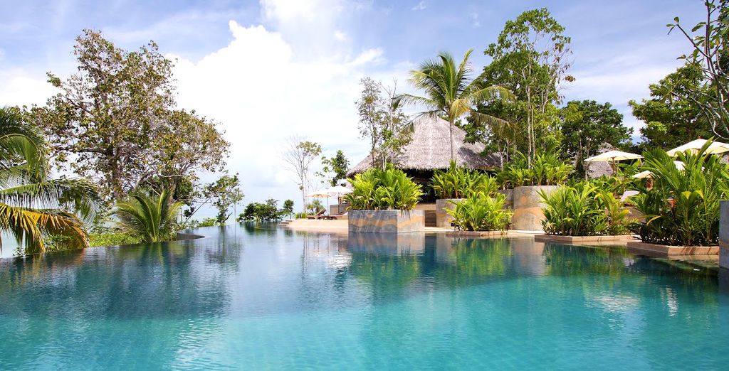 Dewa Phuket Resort 5* + Koh Yao Yai Village 4* + Mai Holiday By Mai Khao Lak 5*