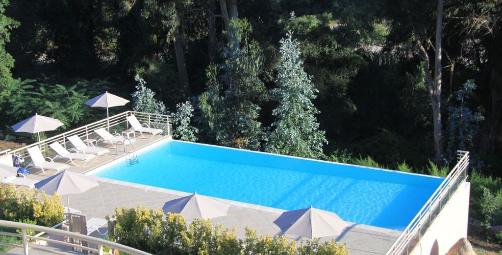 Hotel e Residence Costa Rossa con traghetto Corsica Ferries