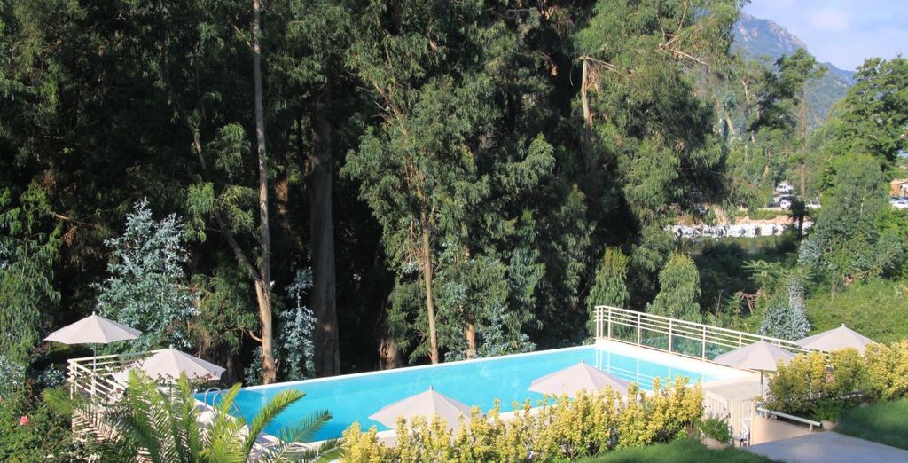 Hotel e Residence Costa Rossa con traghetto Corsica Ferries