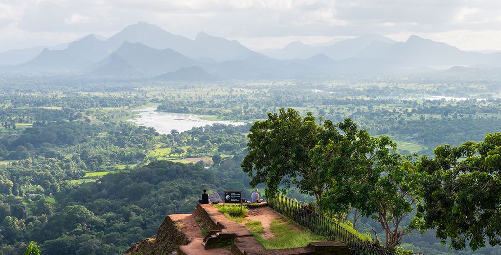 Tour privato Sri Lanka + Amaya Beach Resort & Spa 5*