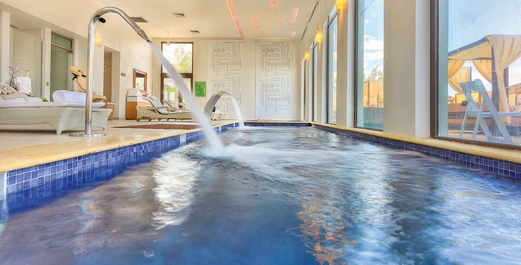 The Confidante Miami Beach 4*+ Royalton White Sands 5*